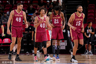 欧冠积分榜分析：各队晋级形势紧张,（欧冠积分榜解读：出线竞争趋于白热化）