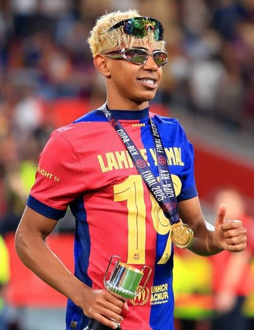 米体：国米加强与哈伊杜克的联系，有望在冬窗敲定姆拉契奇（米体：国米加紧与哈伊杜克沟通，姆拉契奇有望冬窗签下）