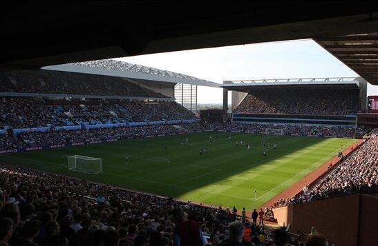 复制叔叔生涯开局，莫伦特斯的侄子完成阿尔瓦塞特首秀（莫伦特斯侄子迎来阿尔瓦塞特处子秀，生涯起步复刻叔叔轨迹）
