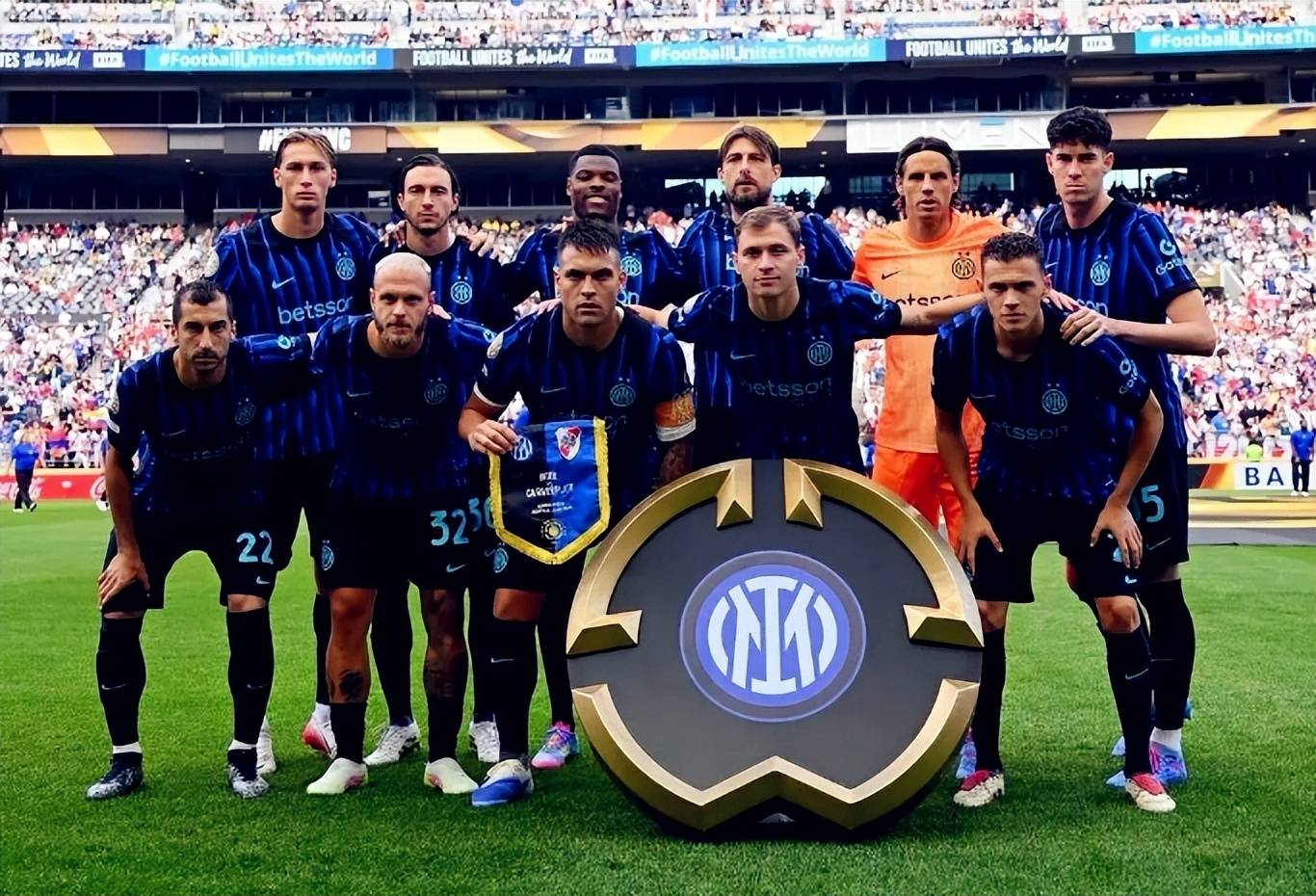 杜篮特关键投篮稳定输出（杜篮特关键时刻投篮稳健发挥）