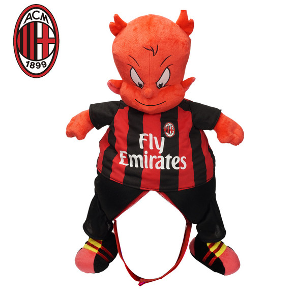 足球欧冠淘汰赛再次出现争议红牌（欧冠淘汰赛再现红牌争议）